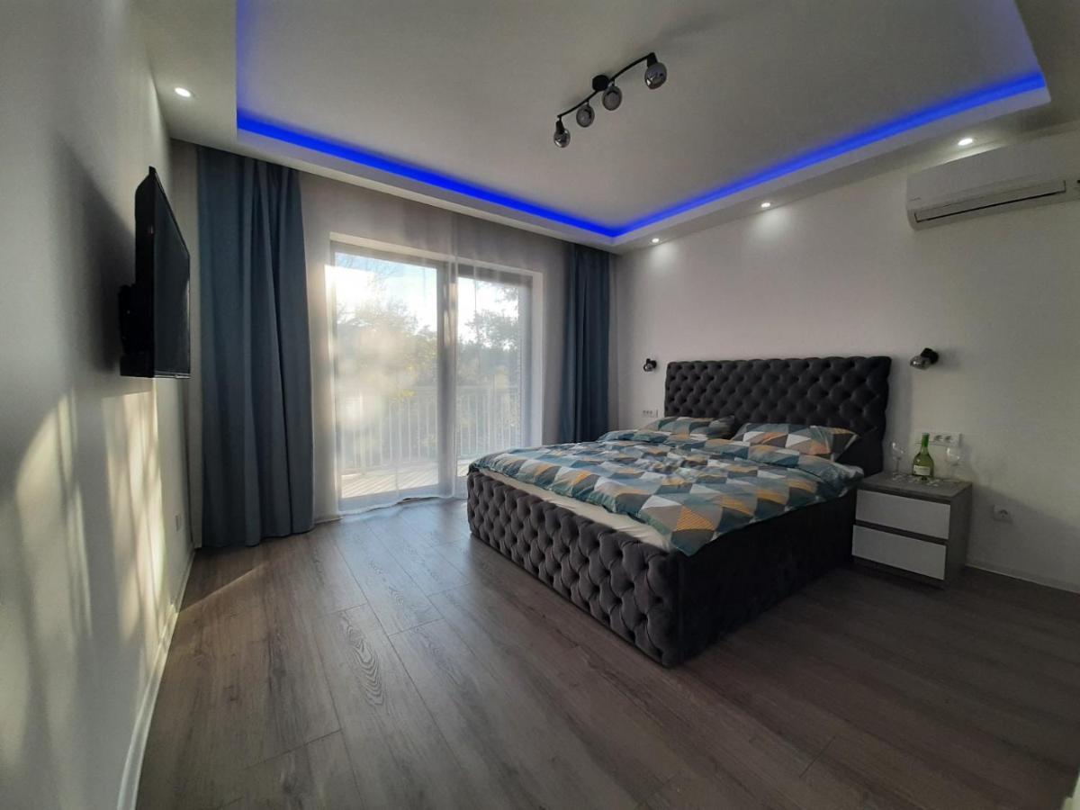 Stars Lux Room ベオグラード エクステリア 写真
