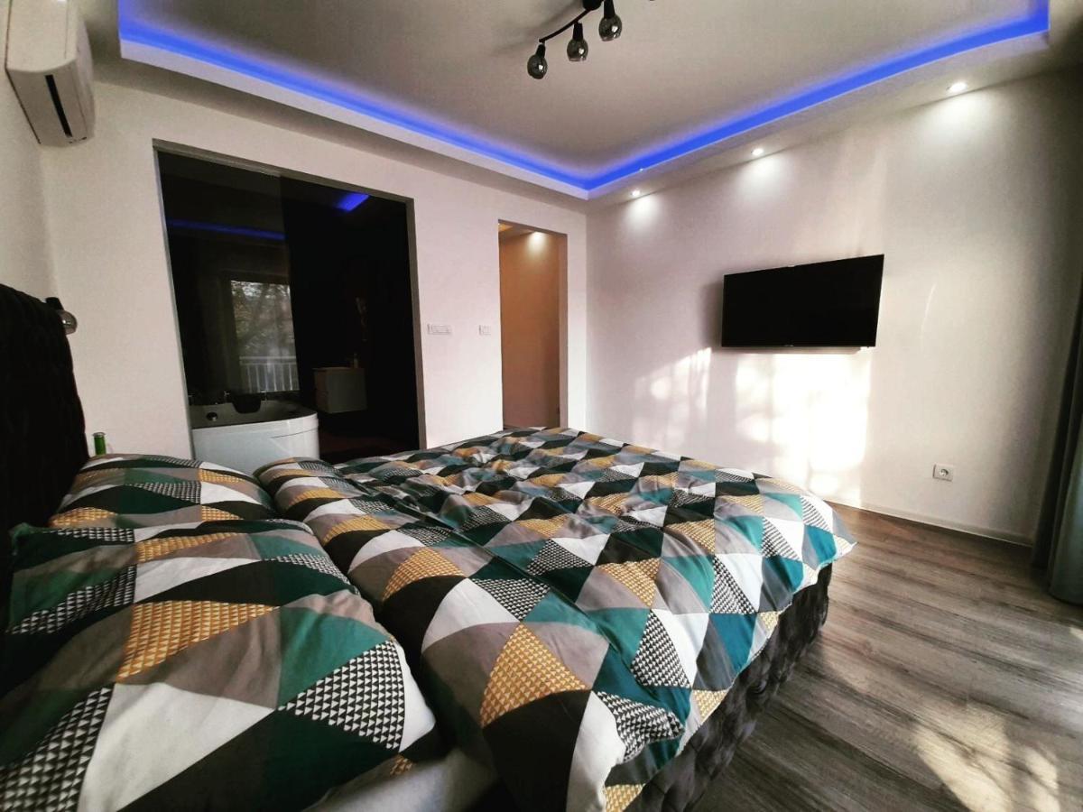 Stars Lux Room ベオグラード エクステリア 写真