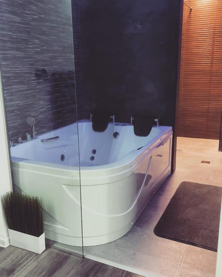 Stars Lux Room ベオグラード エクステリア 写真